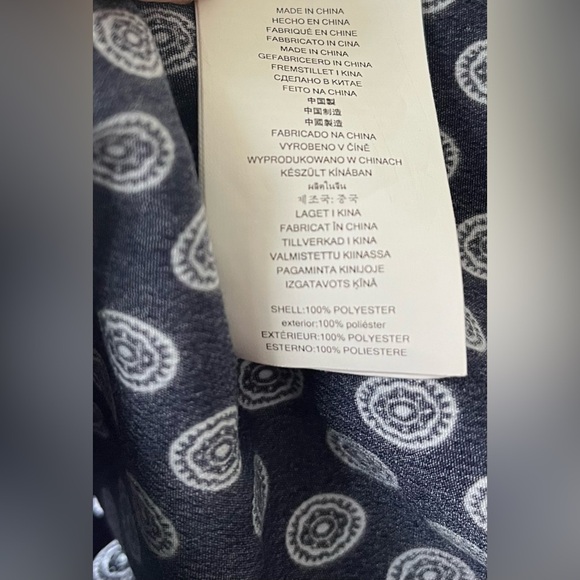 Michael Kors Women’s Open V-Neck Tunic, Blue w/Circle Pattern, Smocking, Size M - Picture 7 of 10